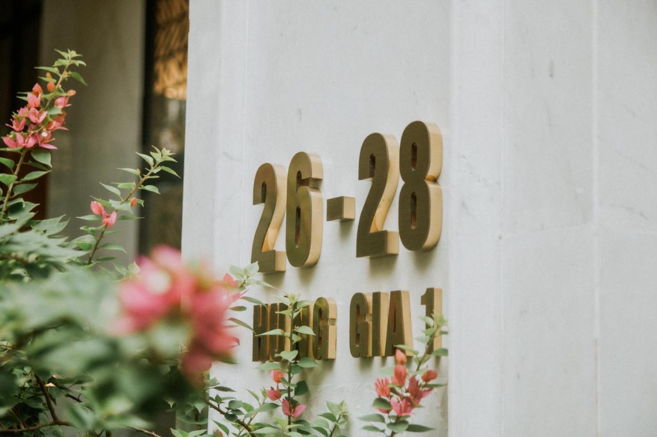 Khách sạn hẻo lánh Charmaine's & 3*